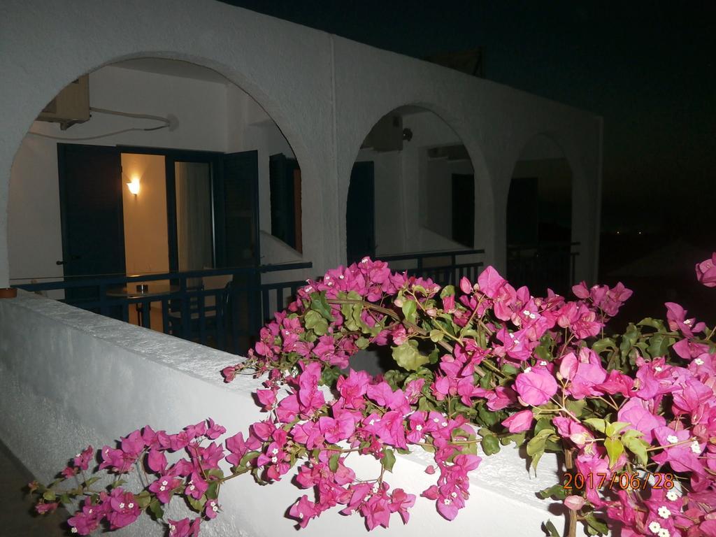 Hotel Flisvos Megalochori  Exterior foto