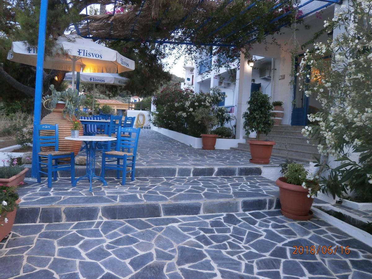 Hotel Flisvos Megalochori  Exterior foto